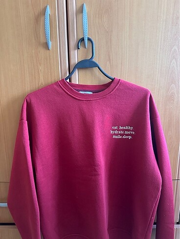 Kırmızı sweatshirt??