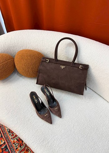 Prada diğer