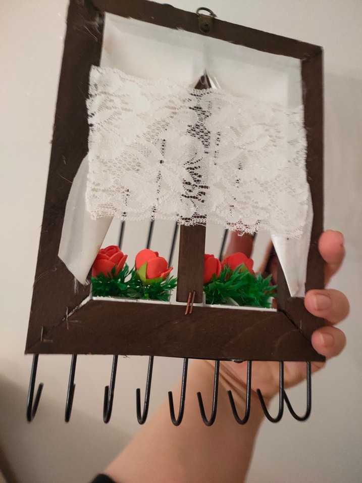 Kırmızı Çiçekli Ahşap ve Metal Askılık - Görsel 5