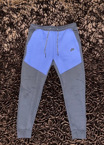 Nike Tech Fleece