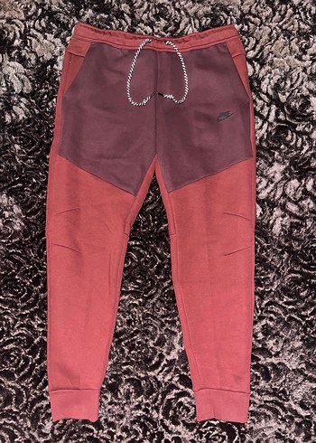 Nike Tech Fleece