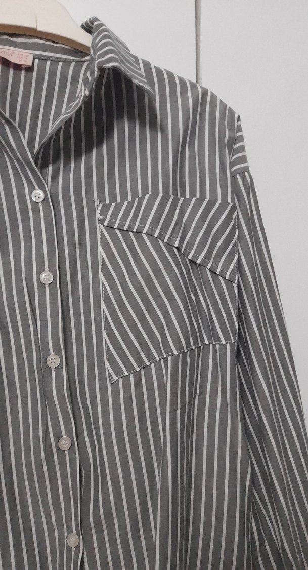 Gri Çizgili Pamuklu Uzun Kollu Gömlek - Görsel 3
