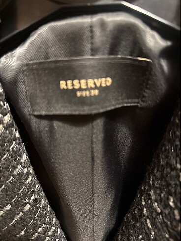 38 Beden Reserved marka Chanel model siyah kısa ceket