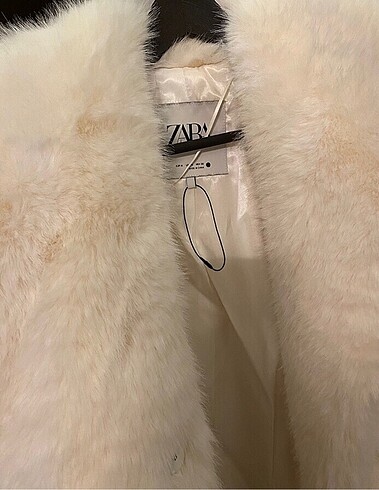 Zara Zara kürk
