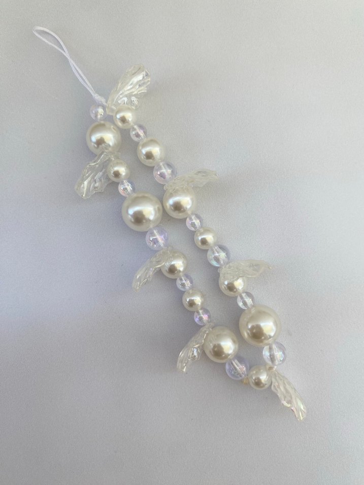 Beyaz incili yaprak boncuklu telefon charmı - Görsel 4