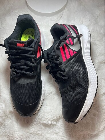 Nike Spor Ayakkabı