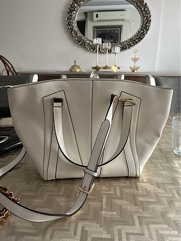 Charles keith kol çantası