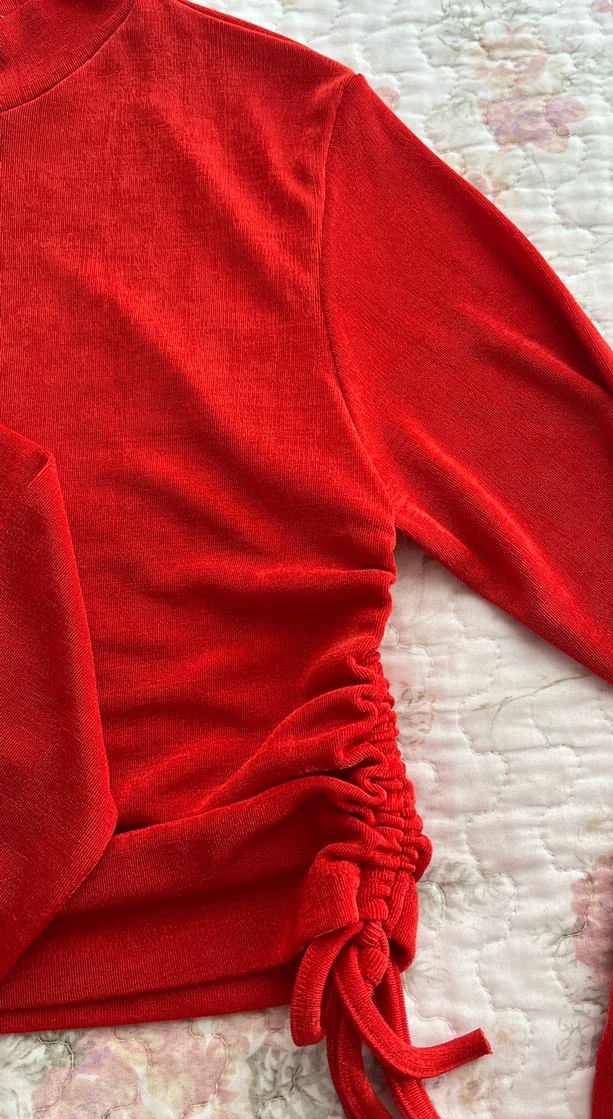 Kırmızı Uzun Kollu Yüksek Yakalı Kadın bluz - Görsel 2