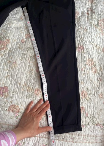 Düğmeli Siyah Midi Kadın Kumaş Pantolon - Görsel 9