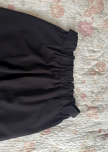 Düğmeli Siyah Midi Kadın Kumaş Pantolon - Görsel 6