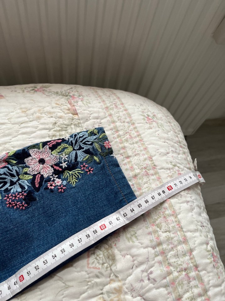 Nakışlı ve Dantel Detaylı Mavi dar Kesim Kot - Görsel 4