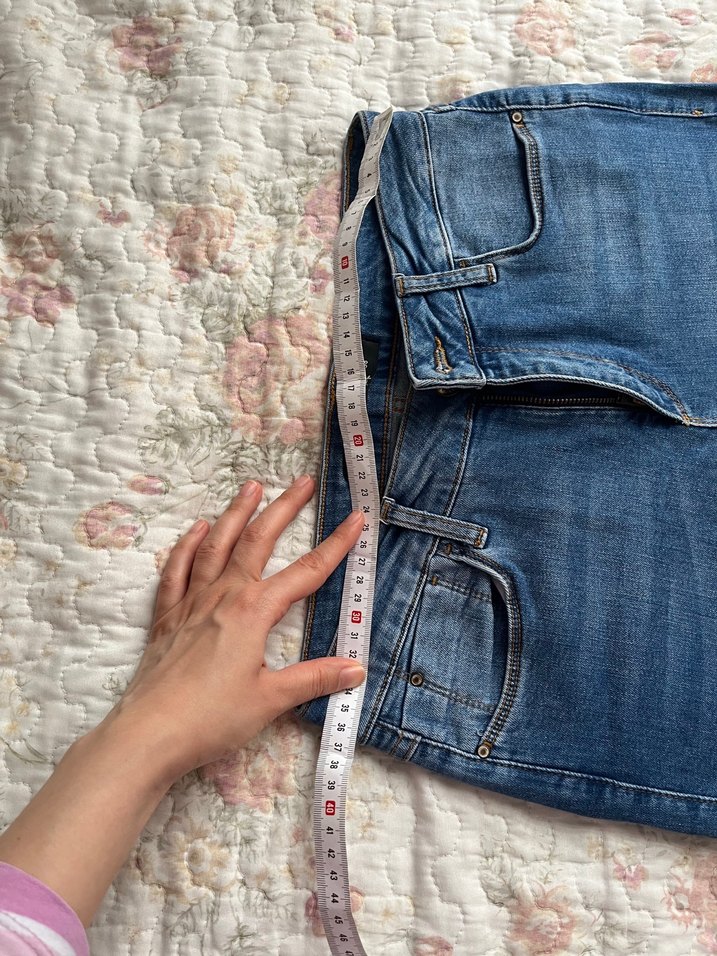 Nakışlı ve Dantel Detaylı Mavi dar Kesim Kot - Görsel 3