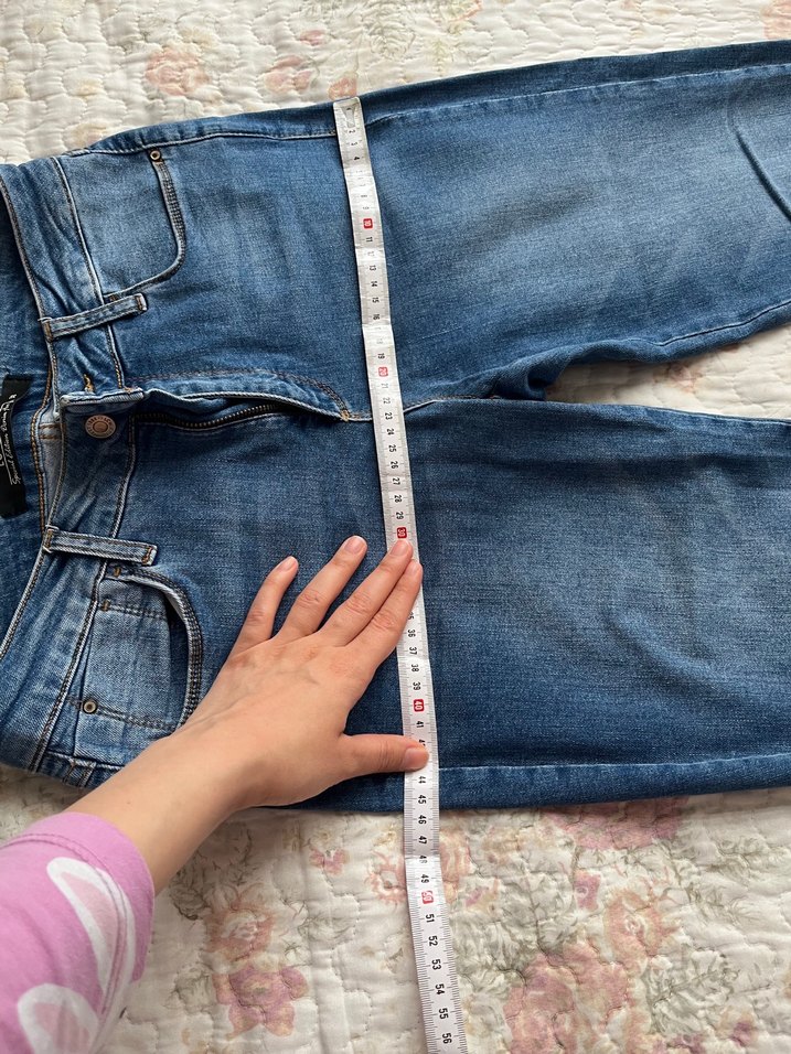 Nakışlı ve Dantel Detaylı Mavi dar Kesim Kot - Görsel 2