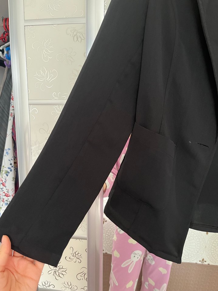 Düğmeli Siyah Kadın Ofis Blazeri - Görsel 3