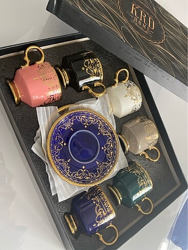 Renkli fincan takımı - Görsel 3