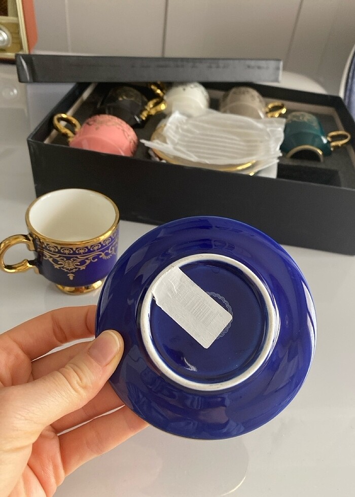 Renkli fincan takımı - Görsel 2