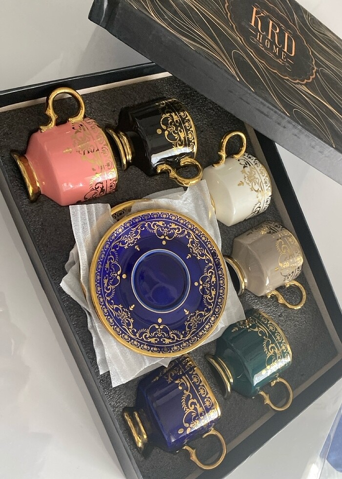 Renkli fincan takımı - Görsel 3