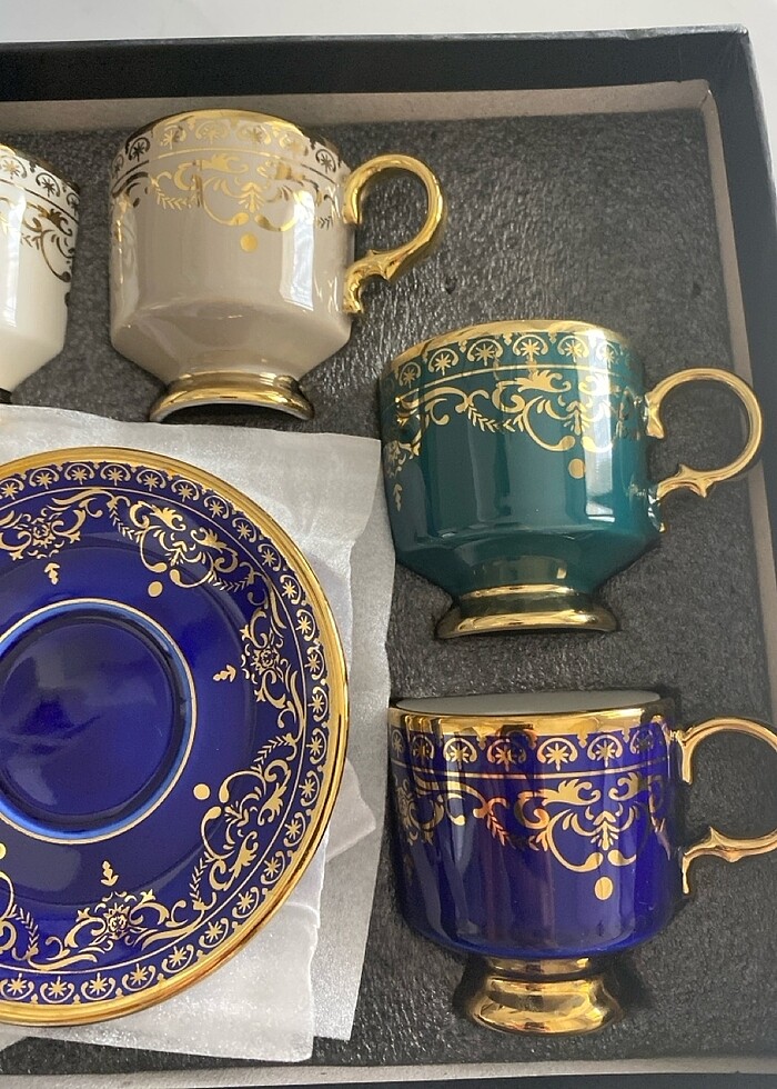 Renkli fincan takımı - Görsel 5