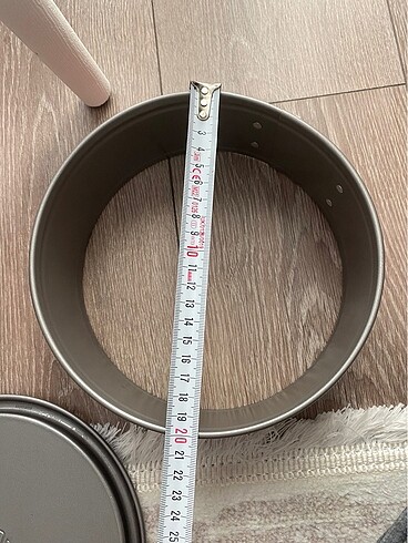 20 cm kelepçeli kek kalıbı - Görsel 10