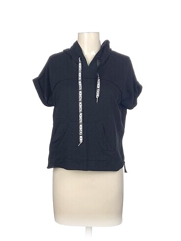 Diğer T-shirt %70 İndirimli.