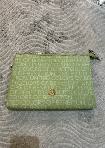 Yeşil Renkli Fermuarlı Kadın Clutch Çanta