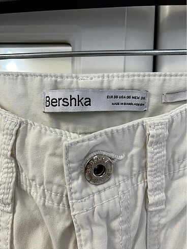 Bershka Kargo jean