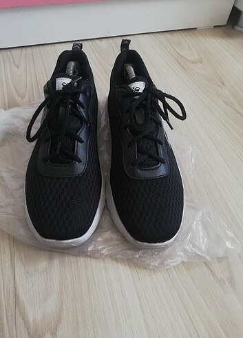Hummel Hummel 40