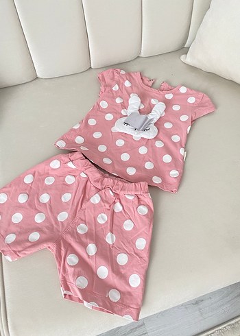 Pembe Puantiyeli Kısa Kollu Bebek Kız Takımı