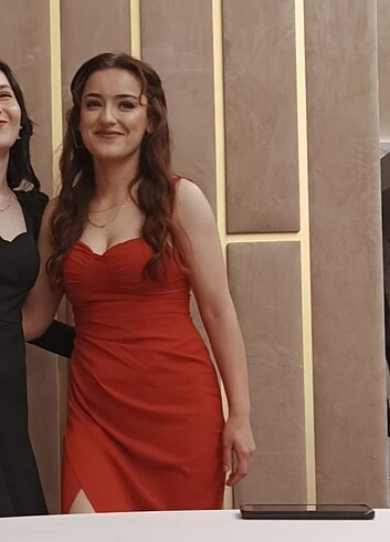 m Beden kırmızı Renk mooi butik 