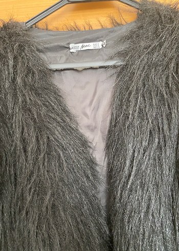 Siyah Kadın Kürk - Görsel 4