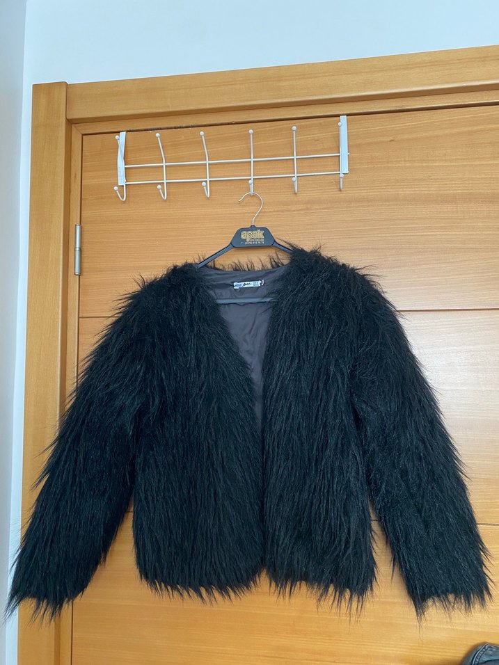 Siyah Kadın Kürk - Görsel 2