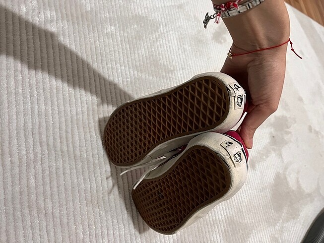 39 Beden Kırmızı vans
