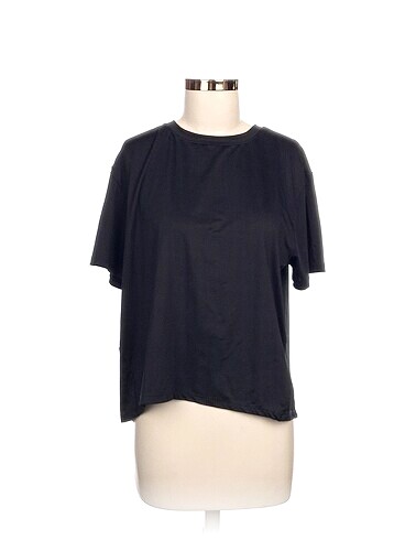 LC Waikiki T-shirt %70 İndirimli.