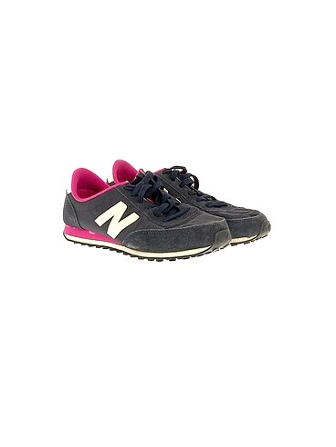 New Balance New Balance Spor Ayakkabı %70 İndirimli.