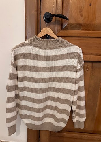 Bej Gri Çizgili Yarım Fermuarlı Triko Kazak - Görsel 2