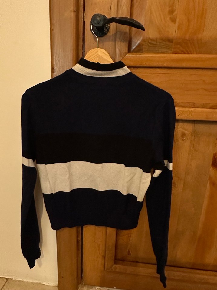 Siyah Çizgili Boğazlı Kadın Kazak - Görsel 3