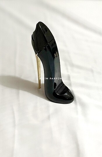 Beden Carolina Herrera - Good Girl New York | 80ML | Orjinal