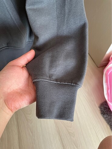 xs Beden gri Renk Xs pull and bear hırka rengi antrasit