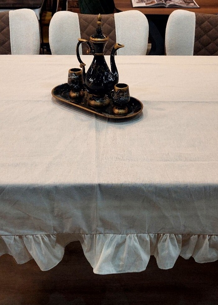 Fırfırlı masa örtüsü 220 X 160 - Görsel 3