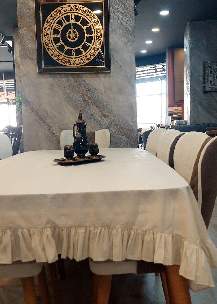 Fırfırlı masa örtüsü 220 X 160 - Görsel 4