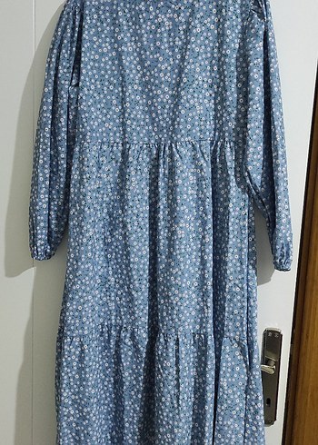 Çiçekli Elbise - Görsel 2