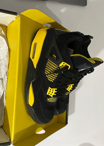 Nike Air Jordan 4 yellow thunder - Görsel 4