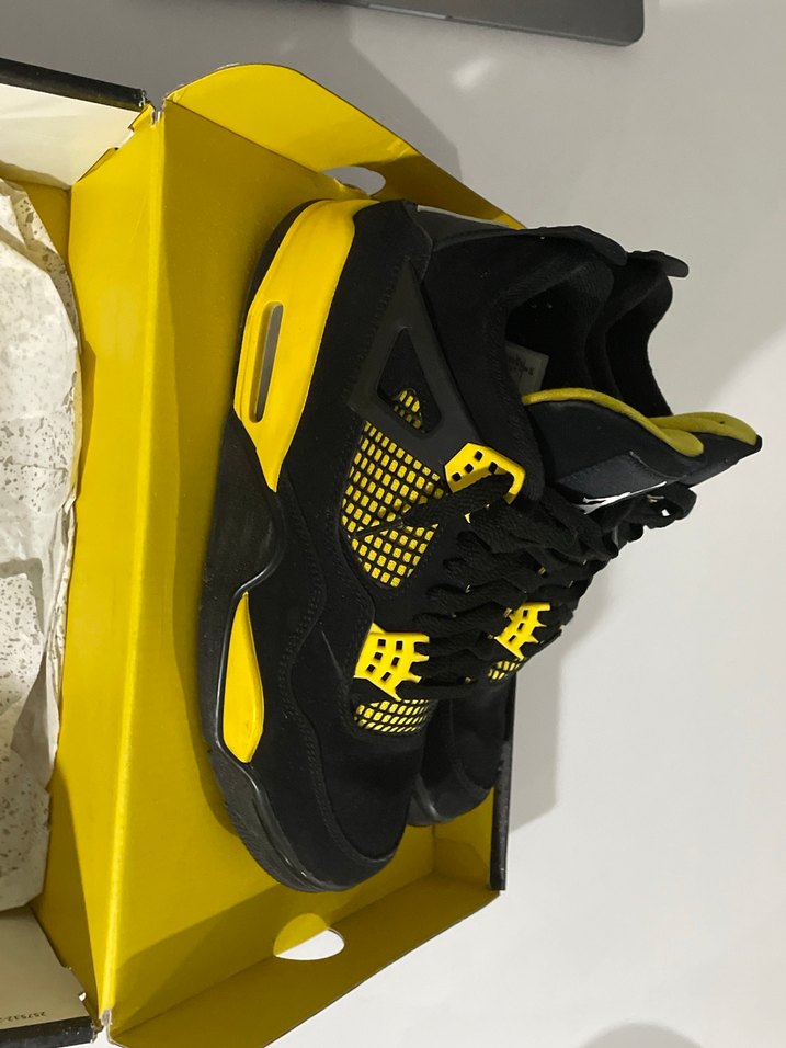 Nike Air Jordan 4 yellow thunder - Görsel 4