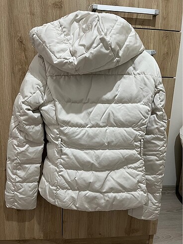 xs Beden Zara kaz tüyü dolgulu şişme mont