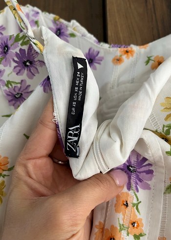 Zara Çiçek Desenli İnce Askılı Mini Elbise - Görsel 3