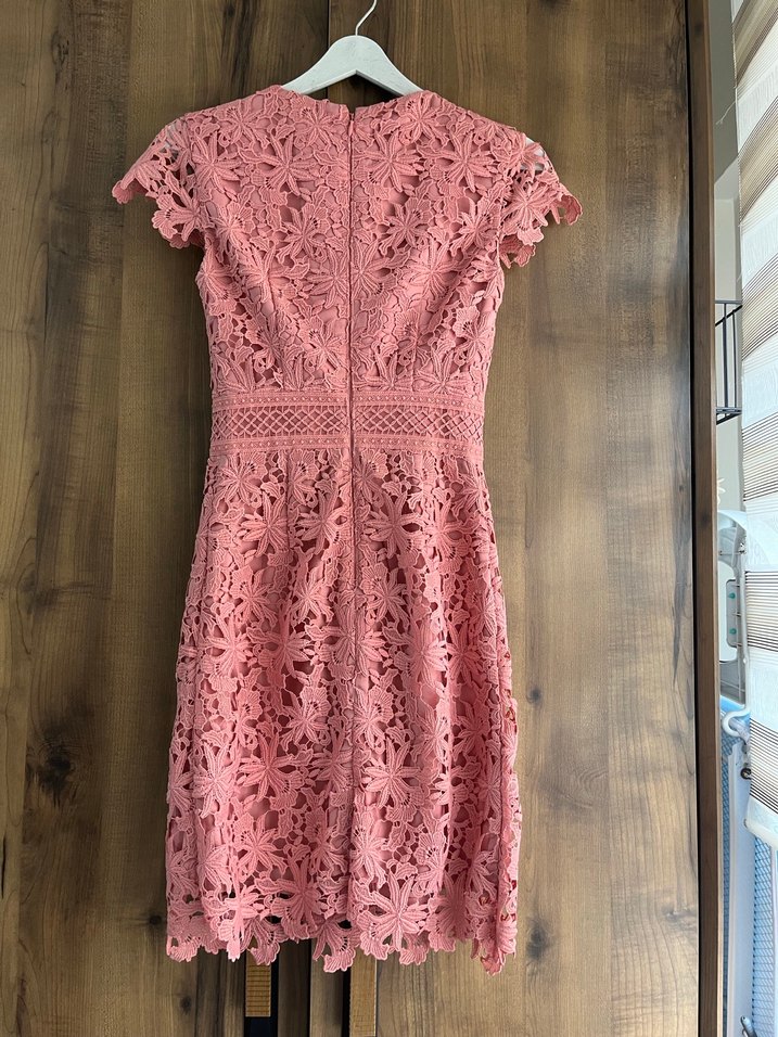 Forever new abiye nişan güpürlü Elbise - Görsel 2