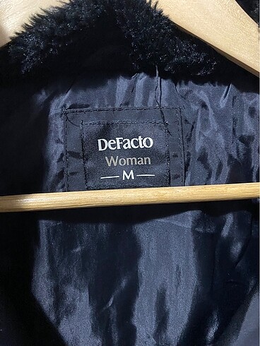 m Beden Defacto mont