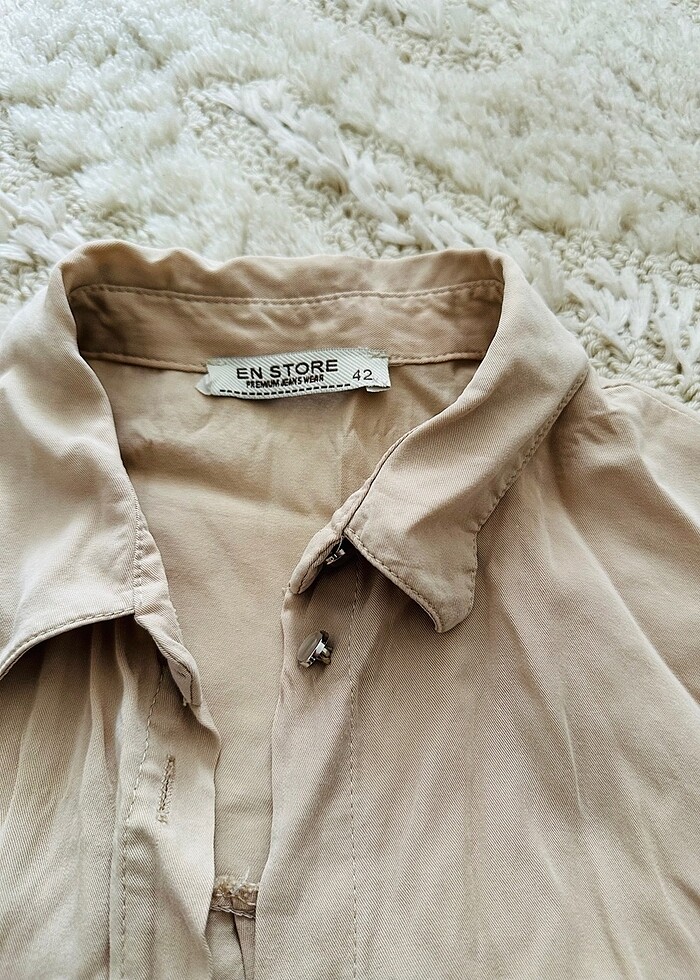 Bej renk gömlek - Görsel 2