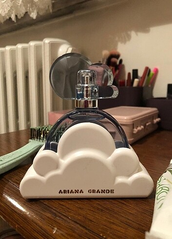 Diğer Ariana Grande Cloud Parfüm