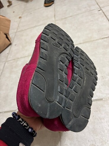37 Beden Nike spor ayakkabı